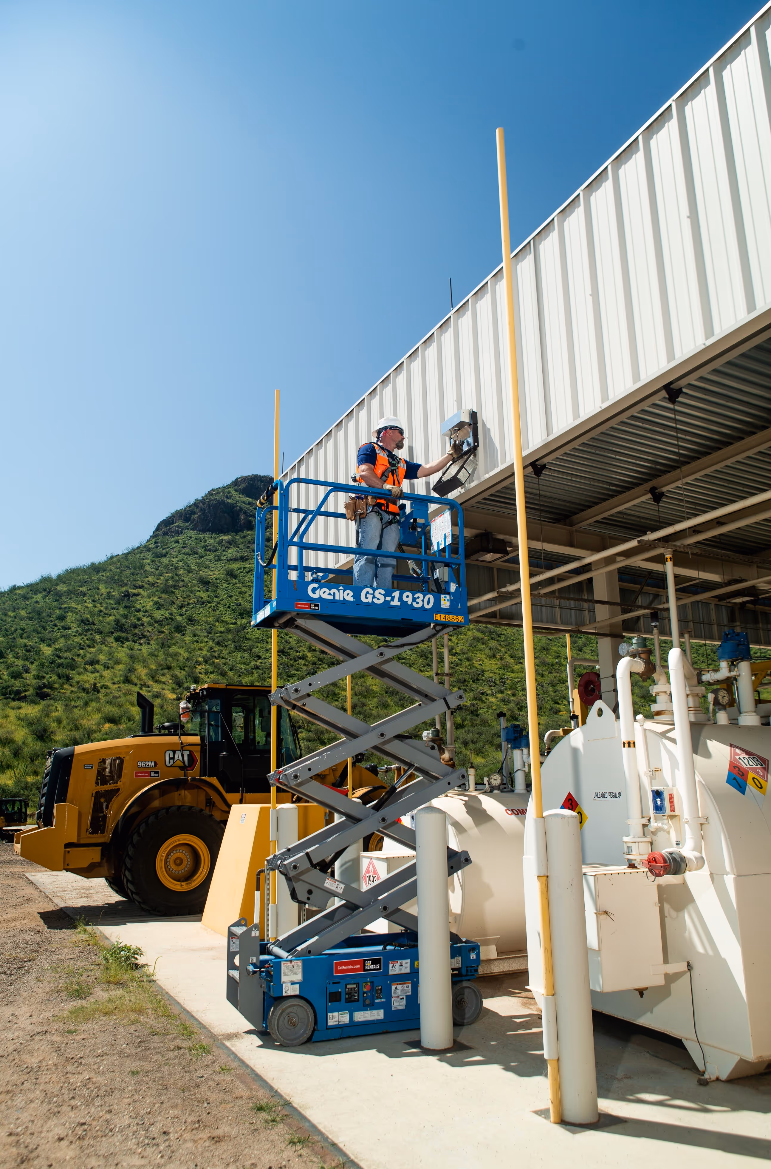 60 articulating boomlift